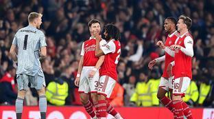 牌来控制比 牌来控制比